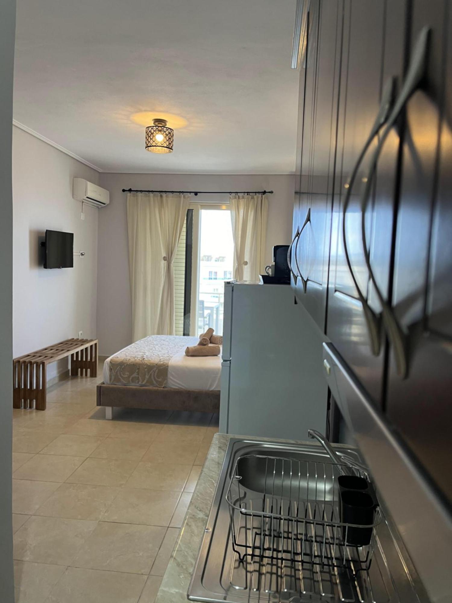 Bluemoon Suites Sarande Exterior photo
