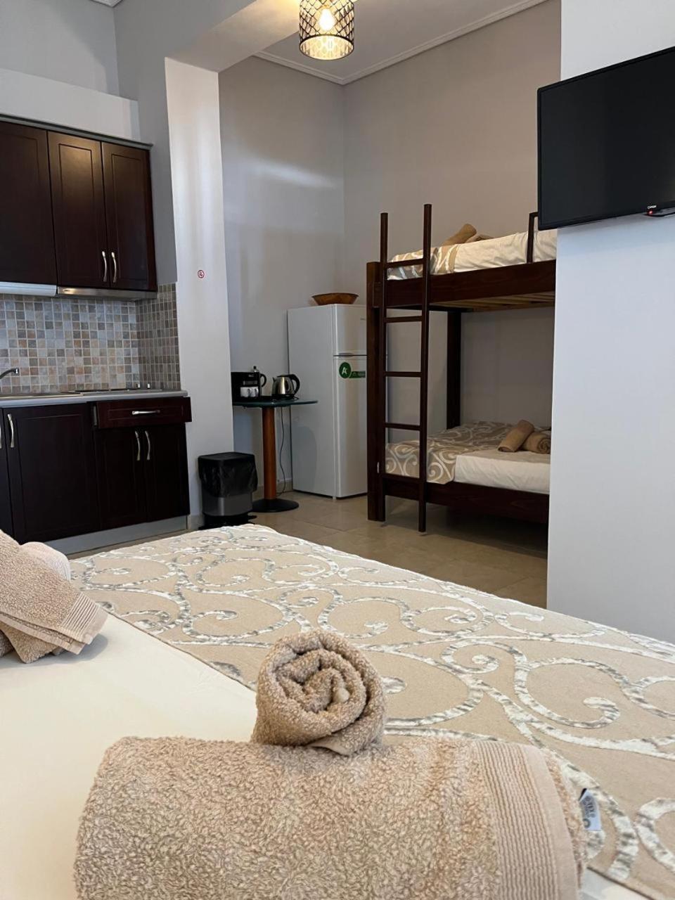Bluemoon Suites Sarande Exterior photo